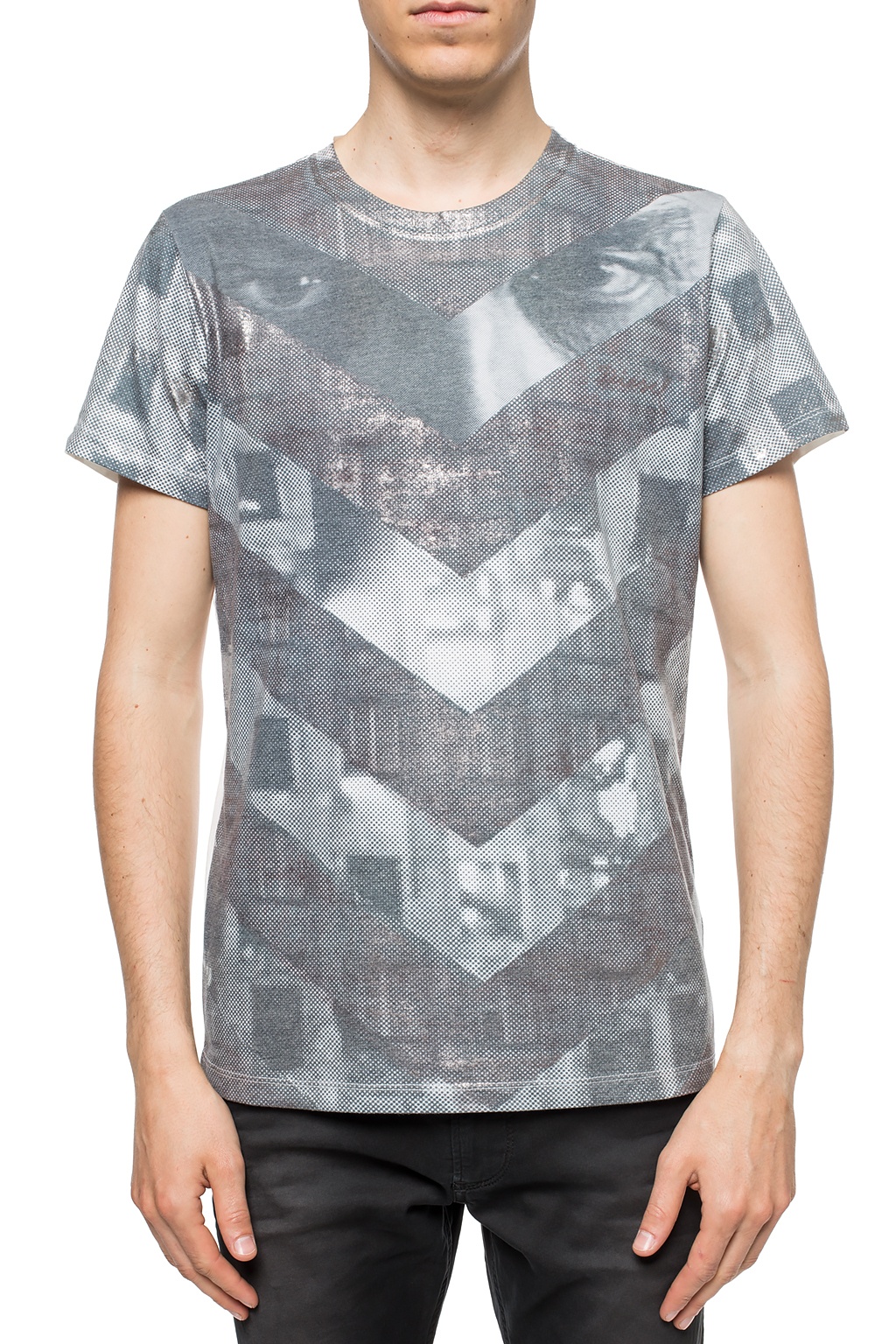 Diesel T-shirt Exclusively Designed for SneakersbeShops